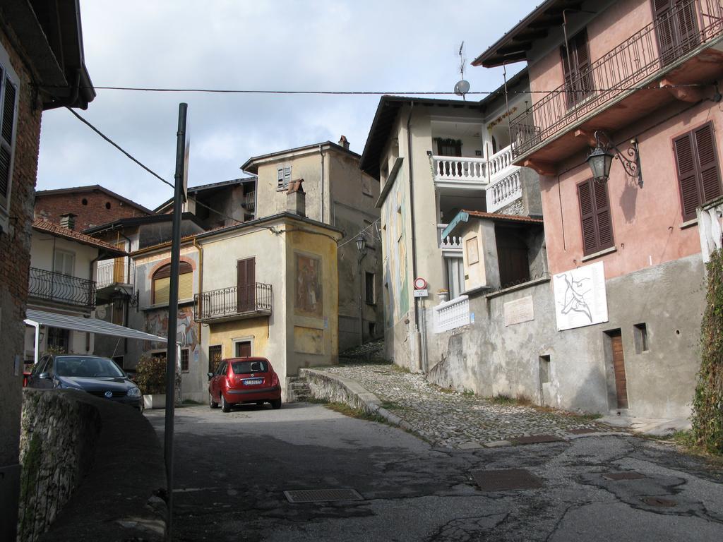 Locanda Del Pittore Arcumeggia Buitenkant foto