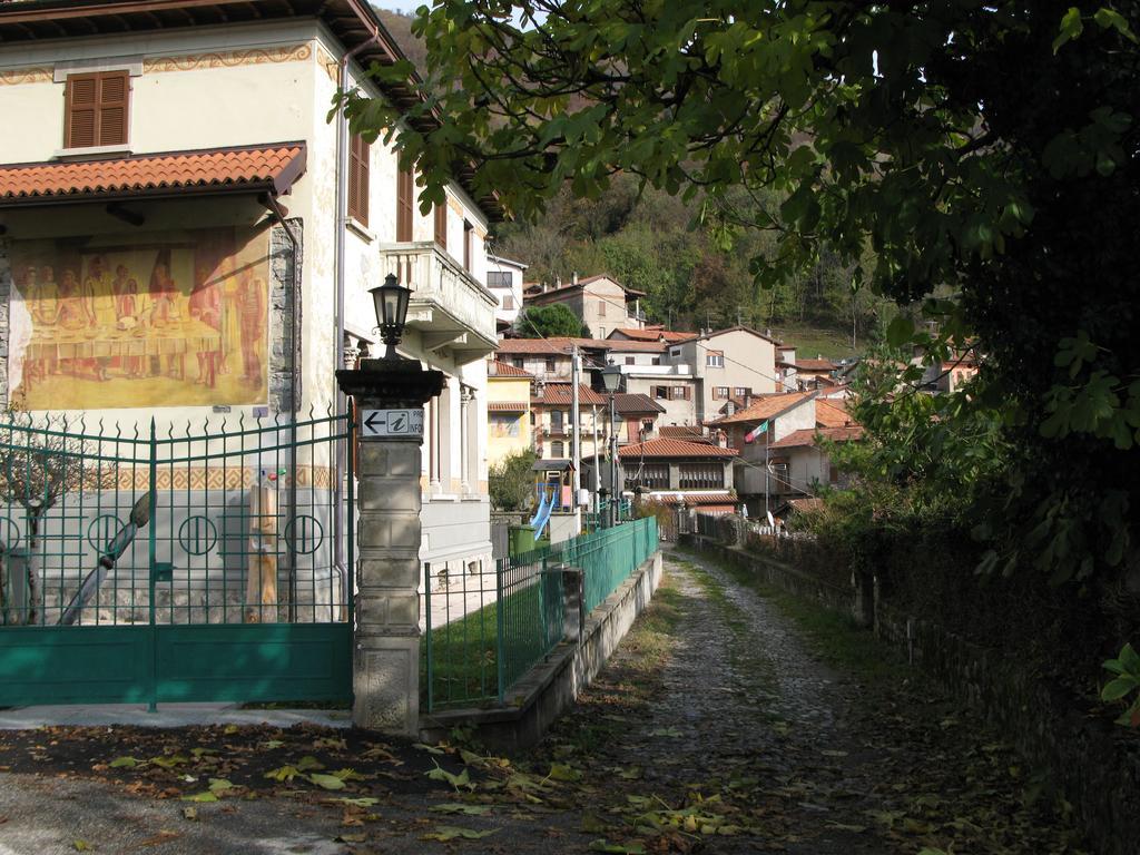 Locanda Del Pittore Arcumeggia Buitenkant foto